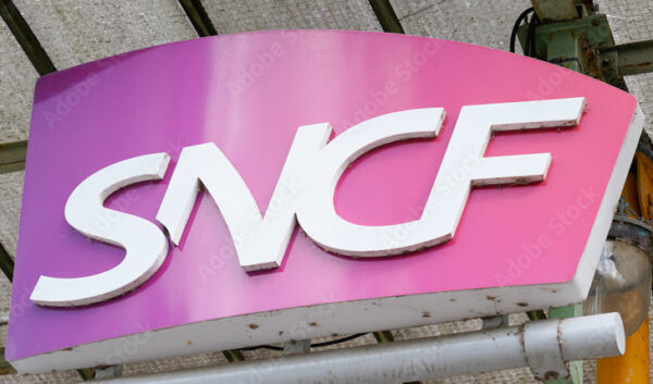 Un ministre mécontent et                                        le contrat social de la SNCF