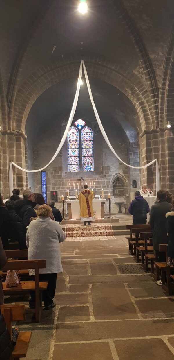 L’église n’est pas une salle de spectacle